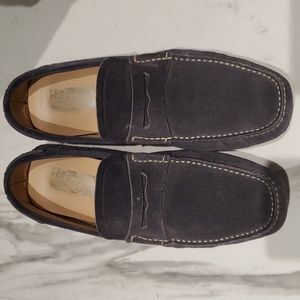 Authentic Ferragamo driving loafer
